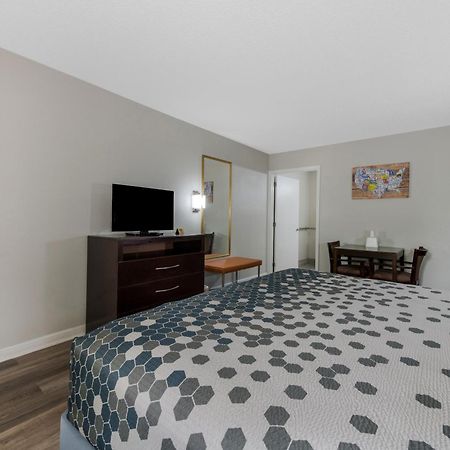Palmetto Inn&Suites Cheraw Esterno foto