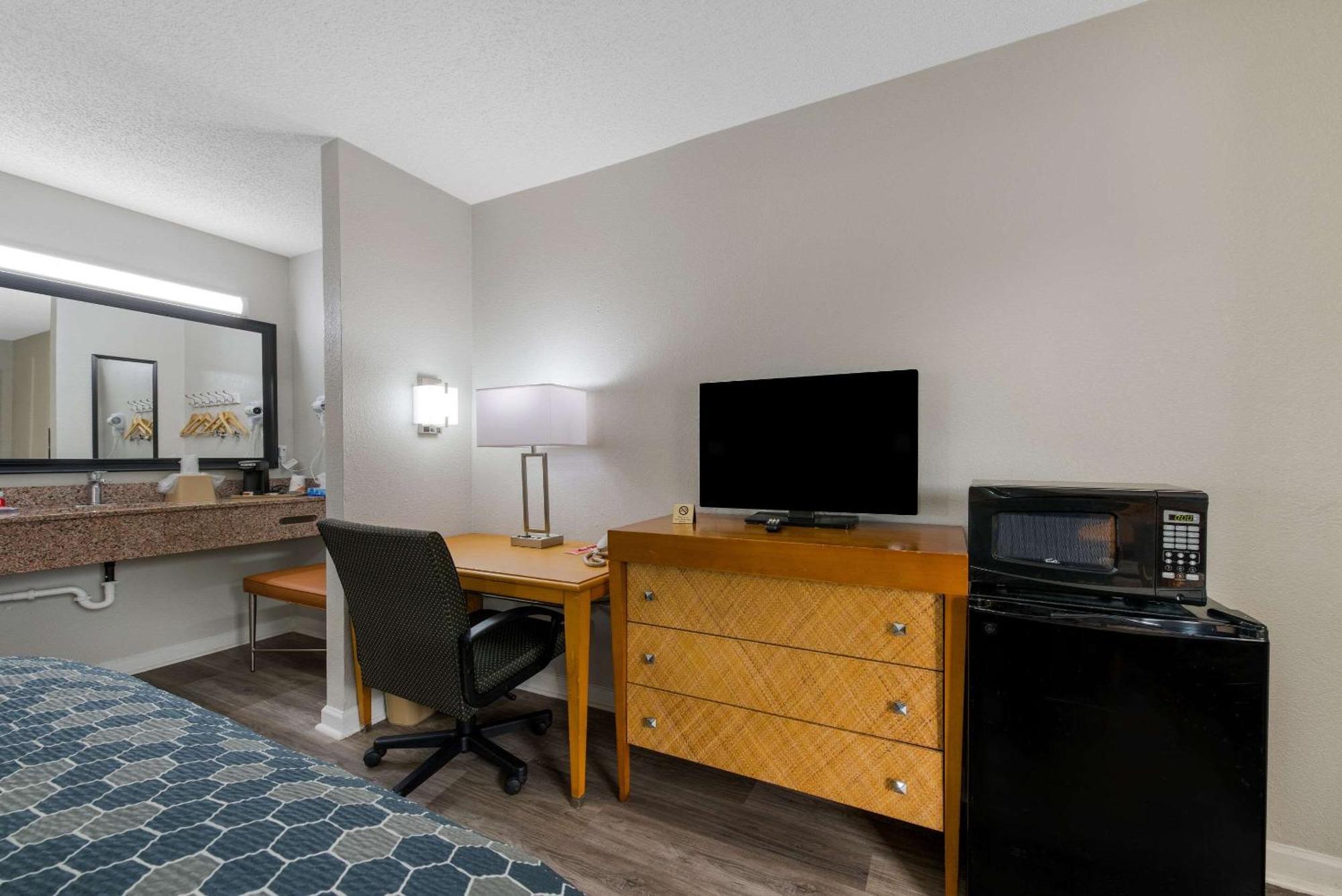 Palmetto Inn&Suites Cheraw Esterno foto