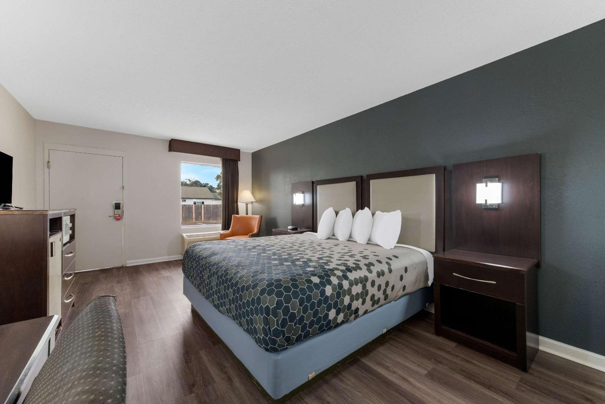 Palmetto Inn&Suites Cheraw Esterno foto