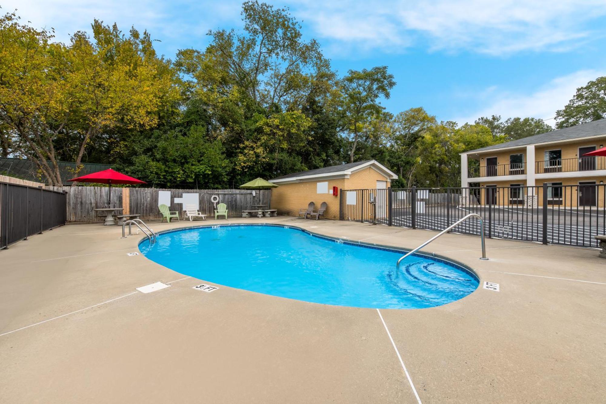 Palmetto Inn&Suites Cheraw Esterno foto